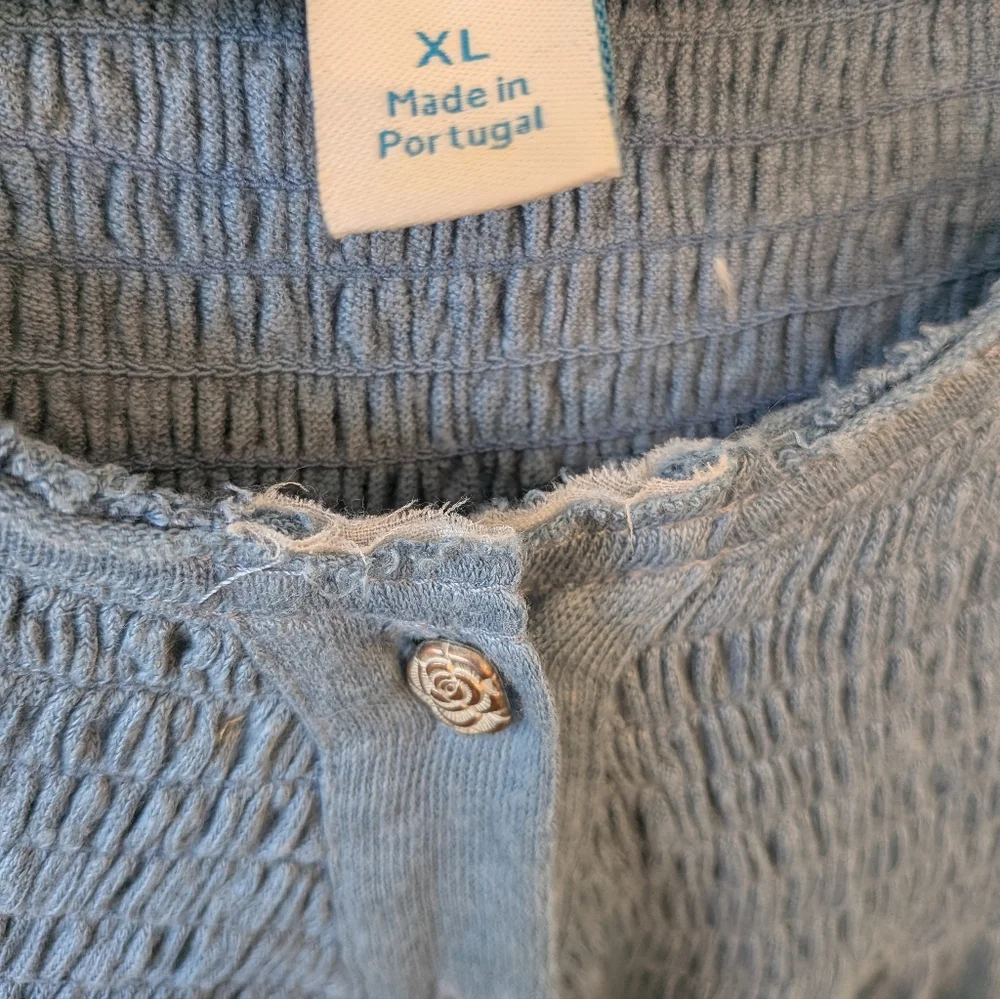Sundance Women's Blue Linen Smocked Neck Beauty Days Long Sleeve Henley XL - Picture 4 of 8